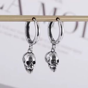 Halloween gothic vintage black Silver Skull Hoop Earrings